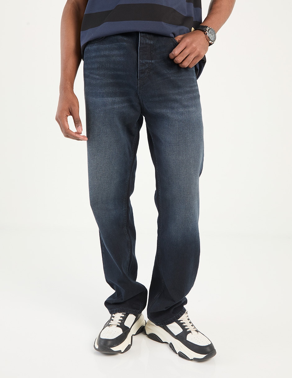 Jeans straight lavado medio para hombre
