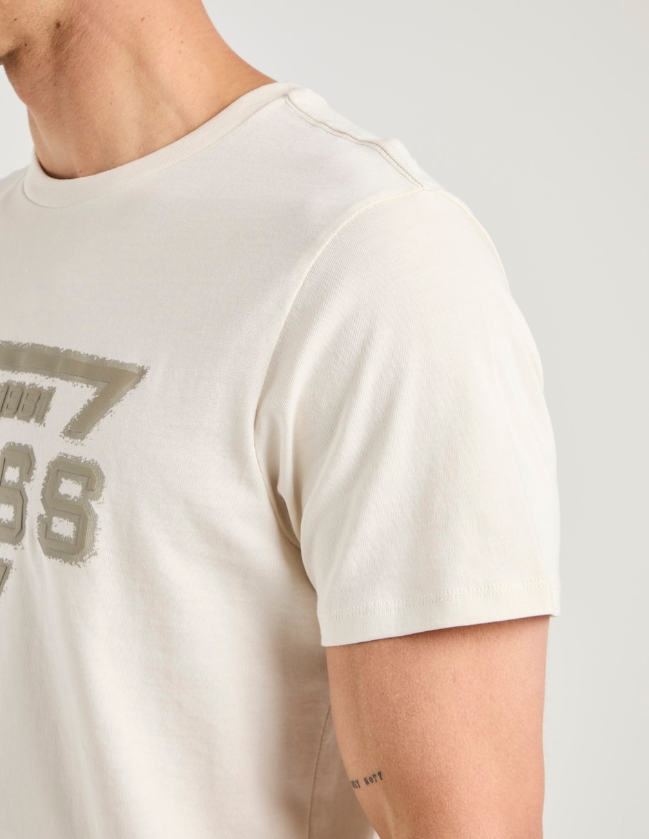 Playera cuello redondo para hombre 10