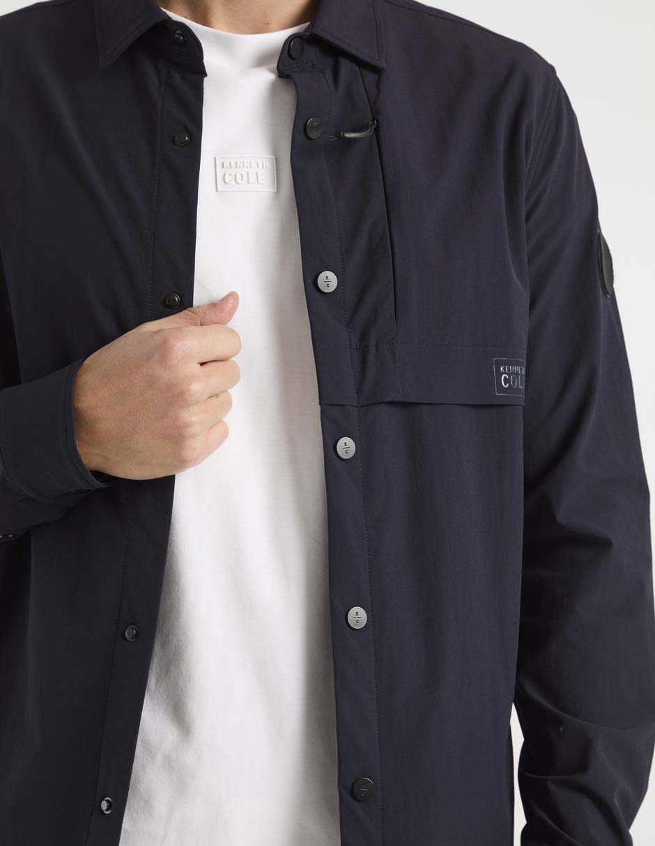 Chamarra casual Kenneth Cole con bolsillos para hombre