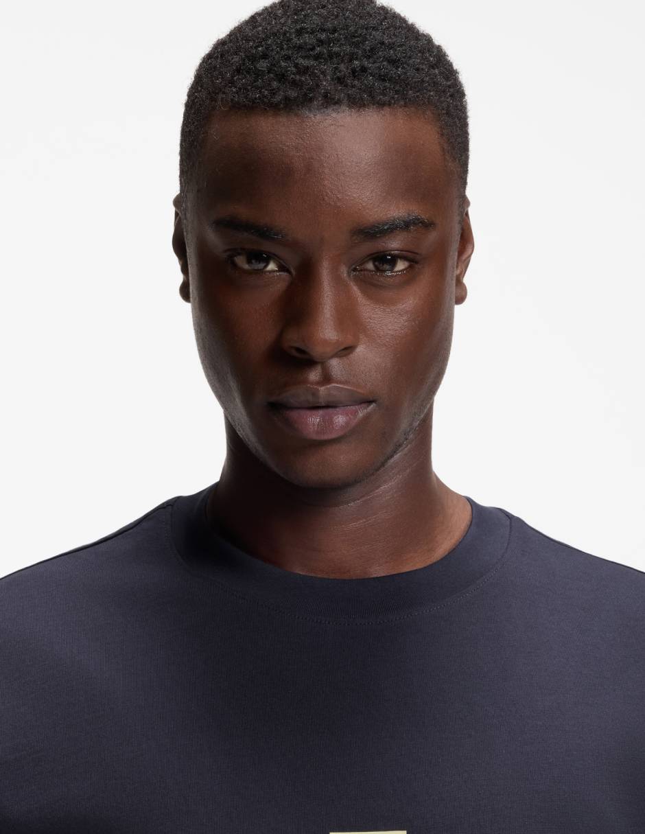 Playera cuello redondo para hombre 3
