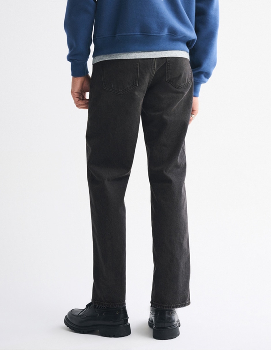 Jeans straight lavado obscuro para hombre 5