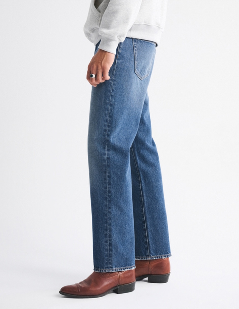 Jeans straight deslavado para hombre 5