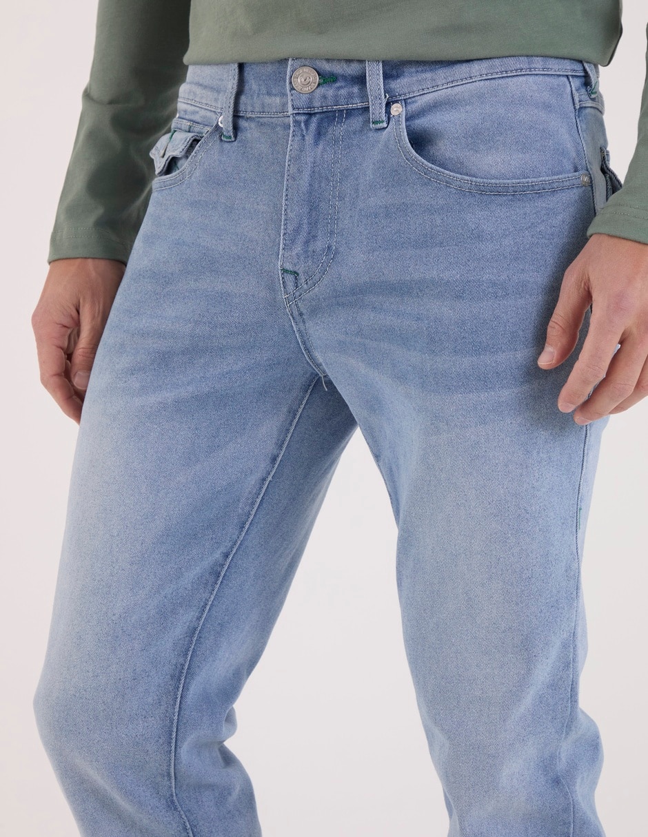 Jeans slim deslavado para hombre 9