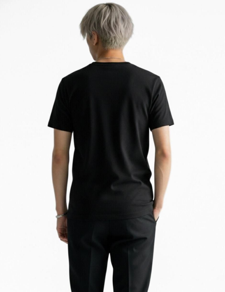 Set playera cuello redondo para hombre 7