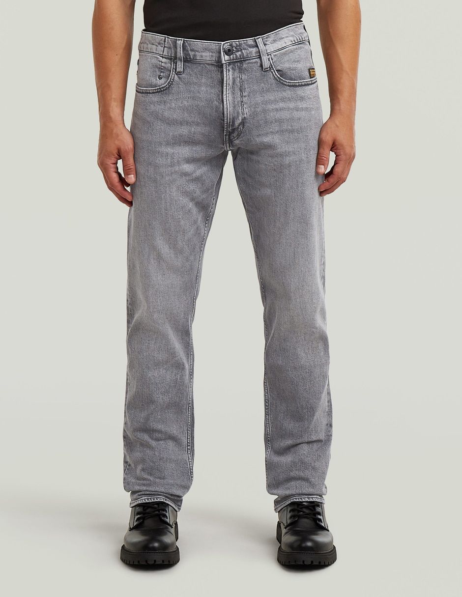 Jeans straight deslavado para hombre
