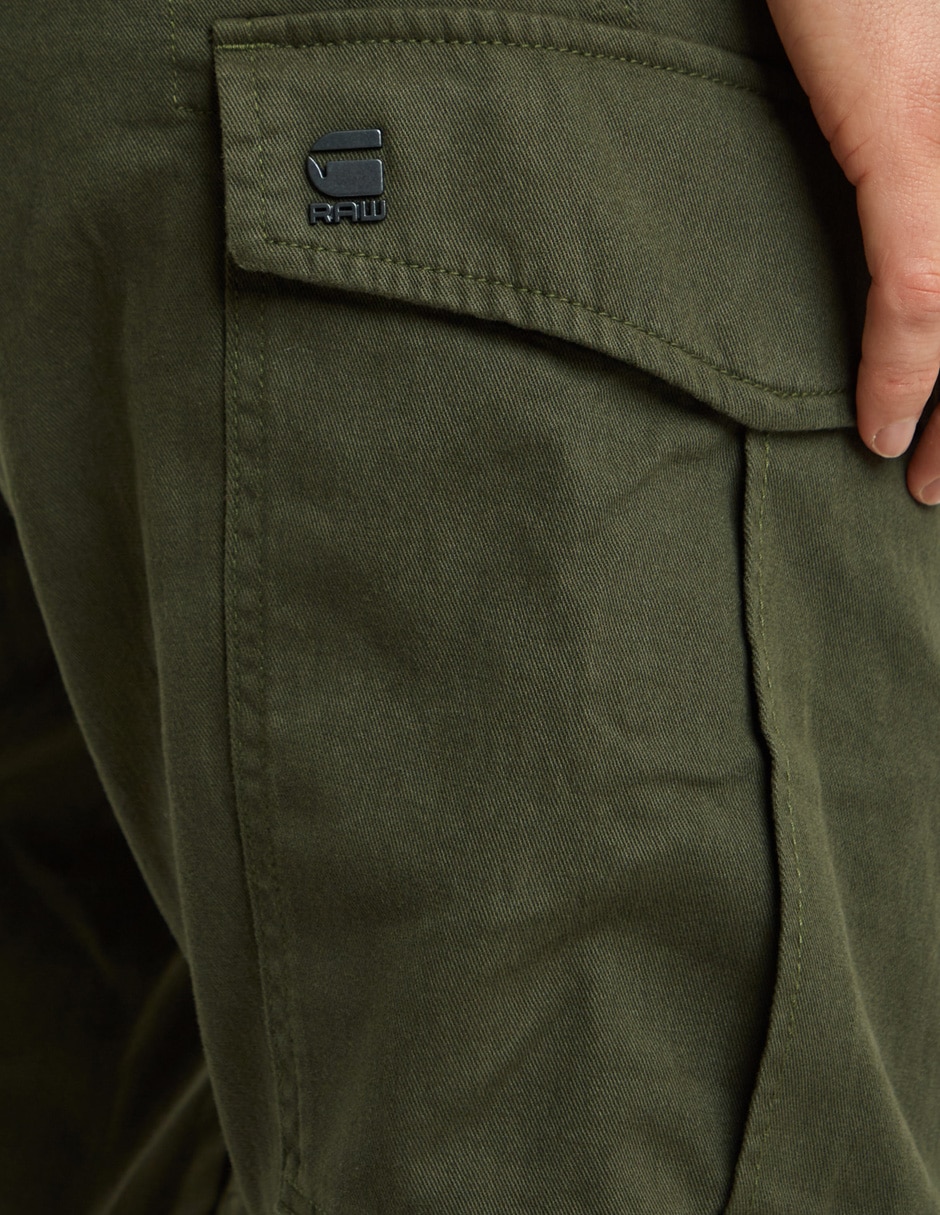 Jeans cargo taper para hombre 3