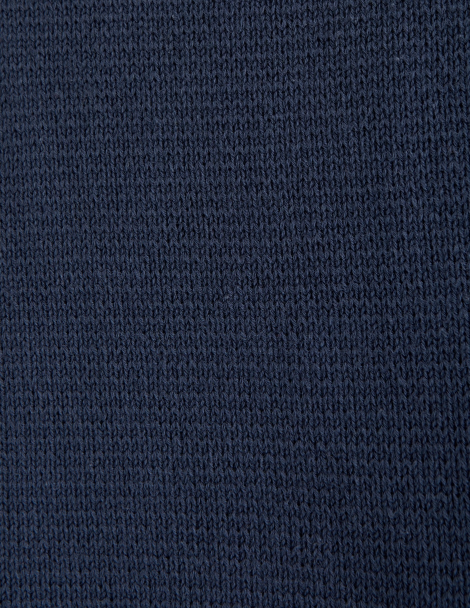 Playera cuello henley para hombre 3