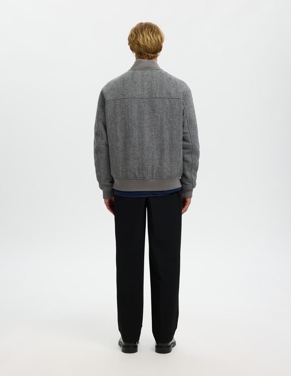 Chamarra bomber para hombre 3