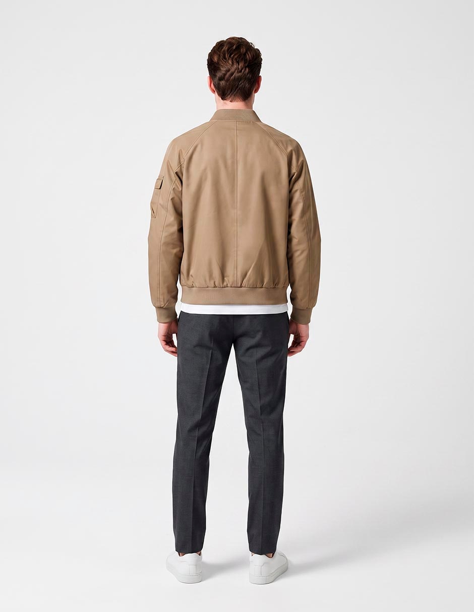 Chamarra bomber con bolsillos para hombre 3