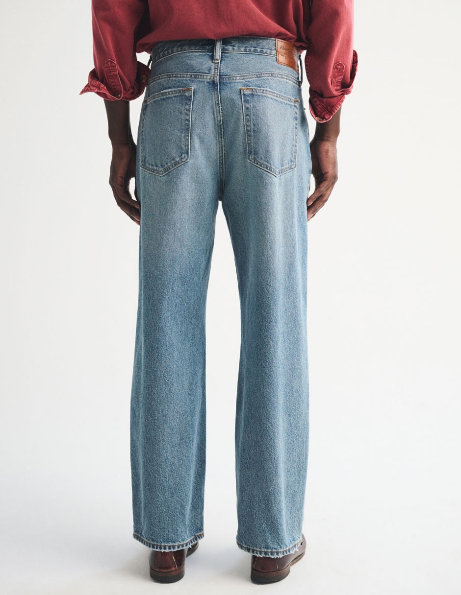 Jeans regular lavado claro para hombre 3