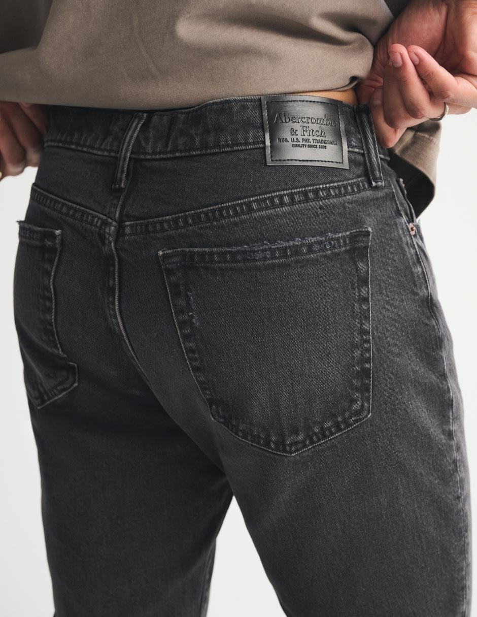 Jeans lavado obscuro para hombre 7