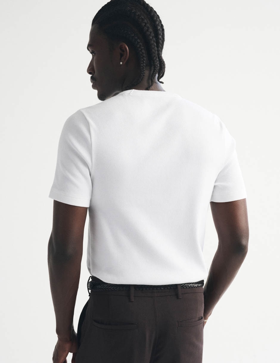 Playera cuello redondo para hombre 4