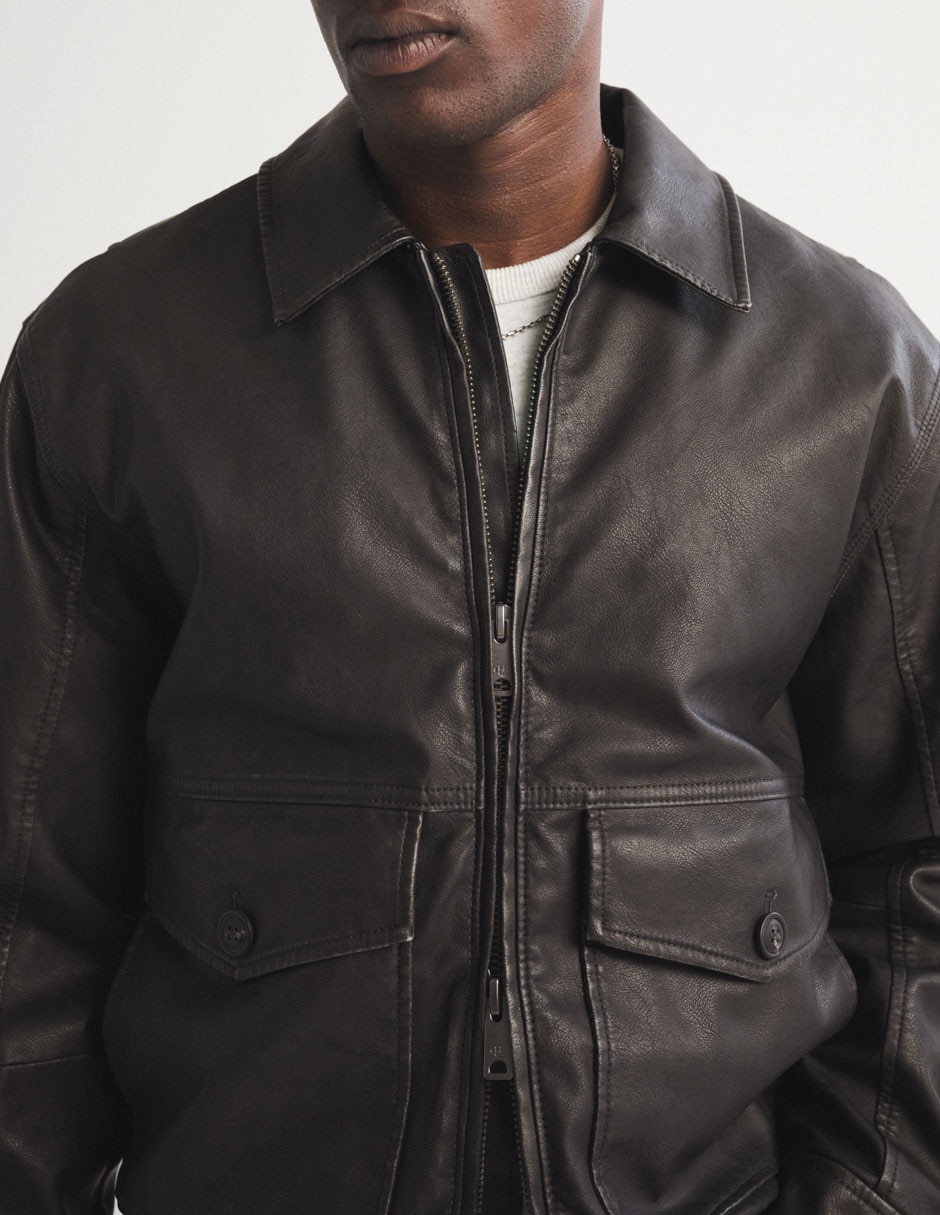 Chamarra bomber con bolsillos para hombre 3