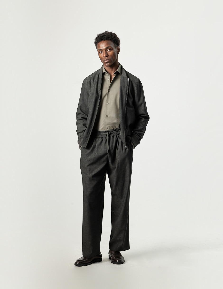 Pantalón casual regular slim para hombre 5