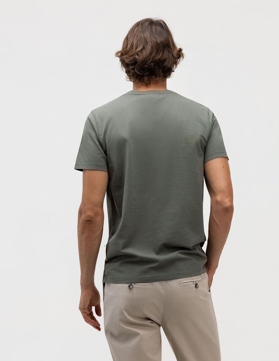 Playera cuello redondo para hombre 7