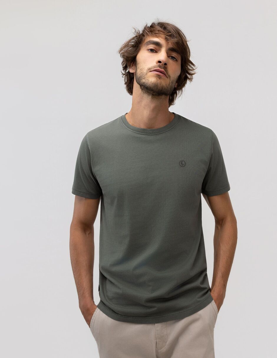 Playera cuello redondo para hombre 8