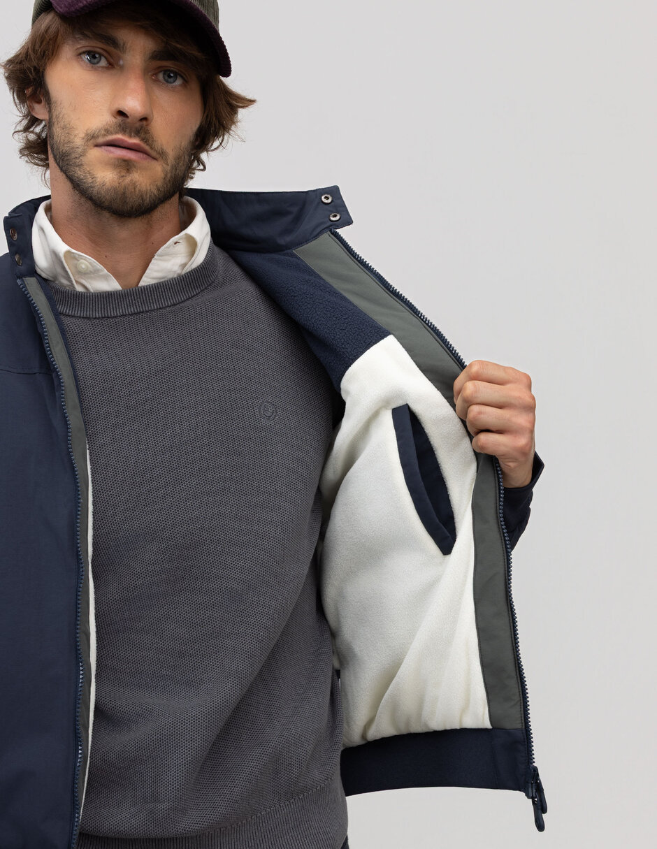 Chamarra casual bolsa canguro para hombre 2
