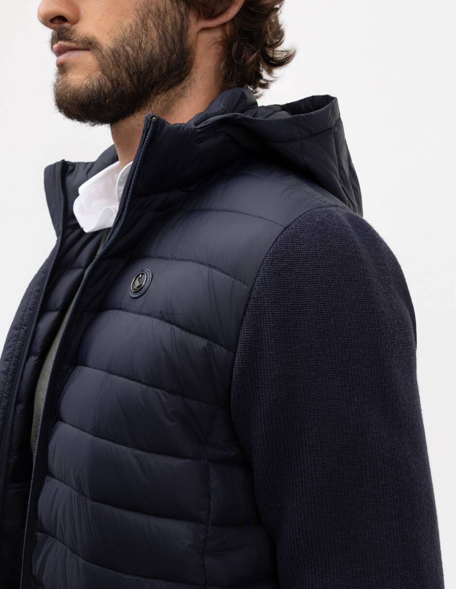 Chamarra acolchada con capucha para hombre 3