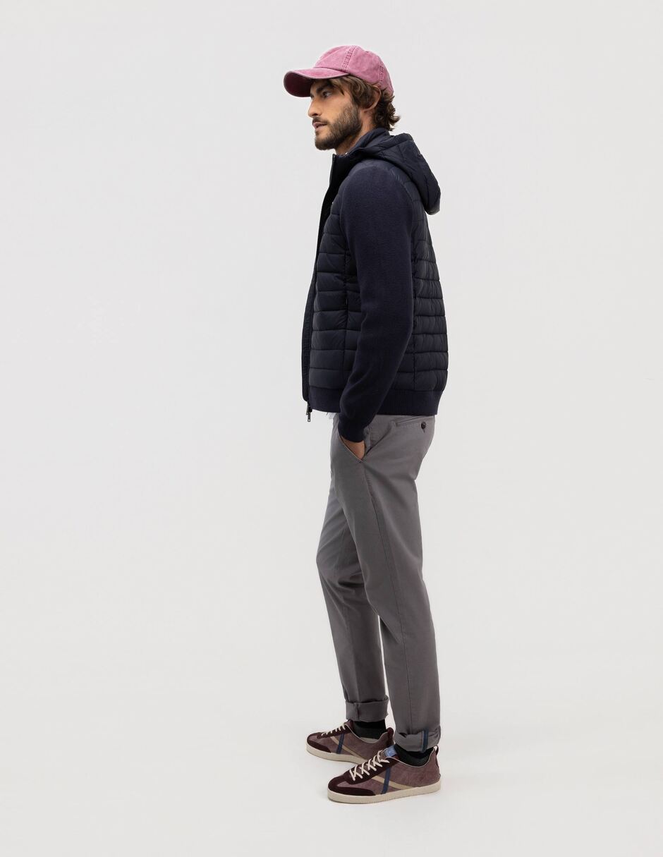 Chamarra acolchada con capucha para hombre 5