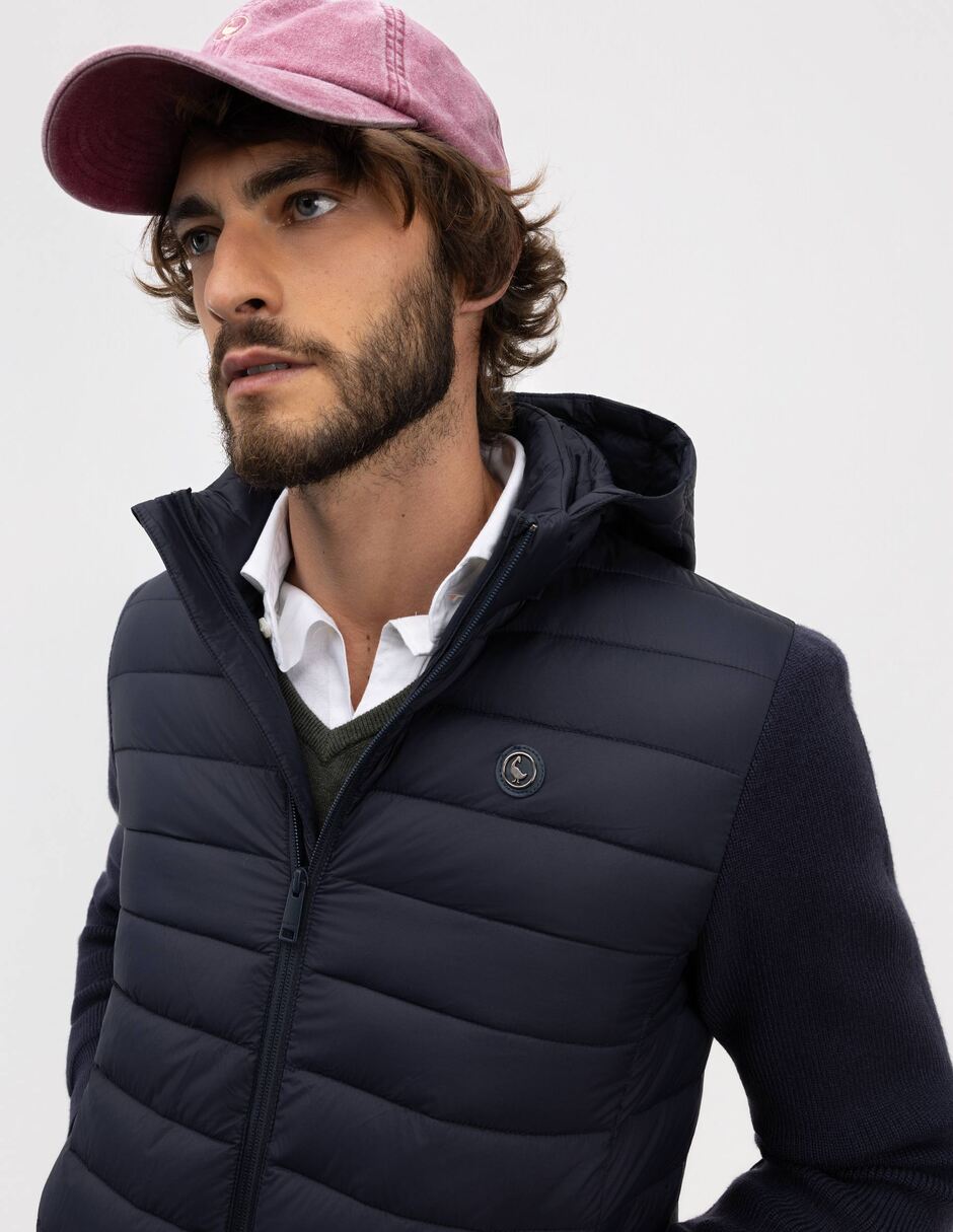 Chamarra acolchada con capucha para hombre 9