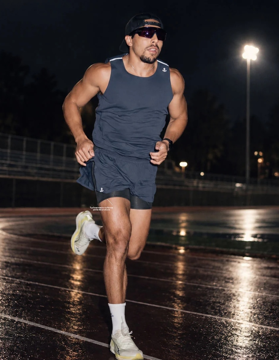 Short performance tech aeradry para hombre 8