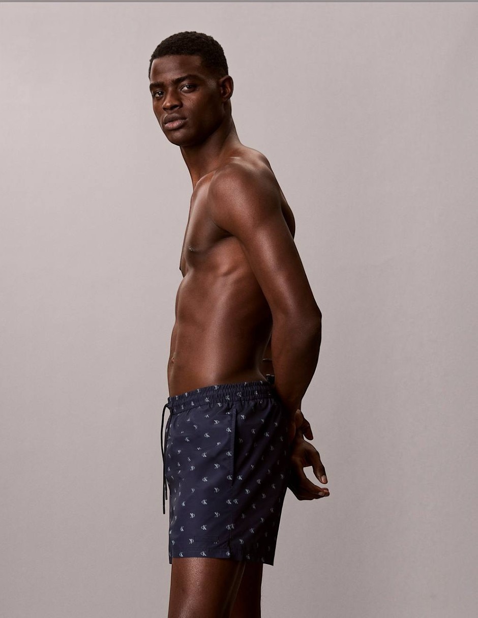 Short logo monograma para hombre 5